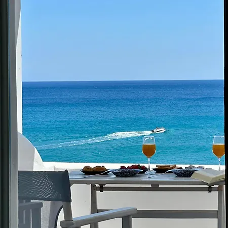 Vista Del Mar Milos Aparthotel *