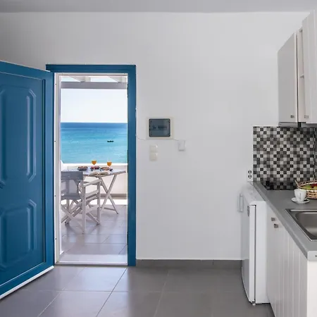 Vista Del Mar Milos 公寓式酒店